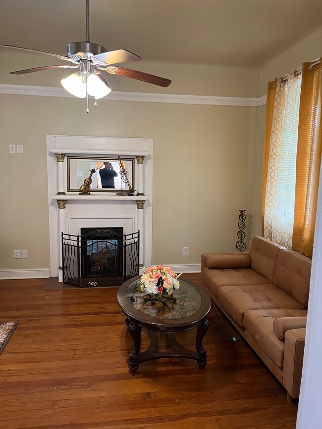 1214 N Johnson St in New Orleans, LA - Foto de edificio - Building Photo