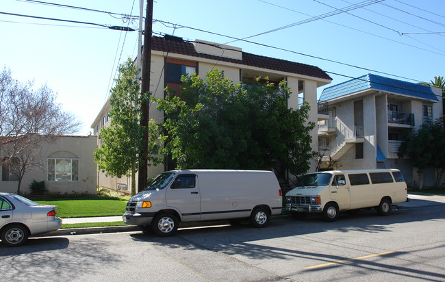 822 E Lomita Ave in Glendale, CA - Building Photo - Building Photo