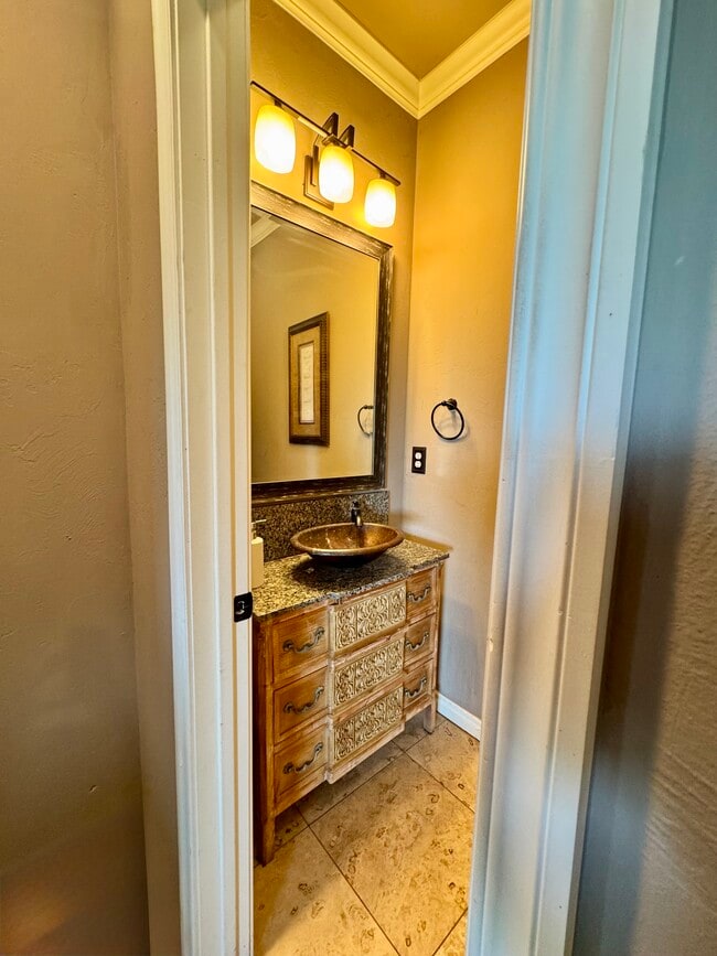 property at 14351 W Waterloo Rd