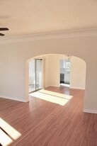 1239 S Hudson Ave in Los Angeles, CA - Building Photo