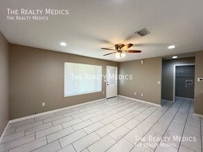 461 Malauka Loop in Ocklawaha, FL - Building Photo - Building Photo