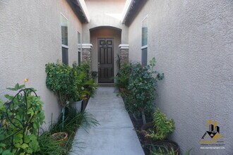 6064 Cohasset Dr in Roseville, CA - Building Photo - Building Photo