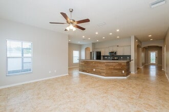 904 Parker Den Dr in Ruskin, FL - Building Photo - Building Photo