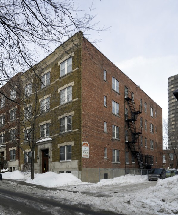 3647 Durocher in Montréal, QC - Building Photo