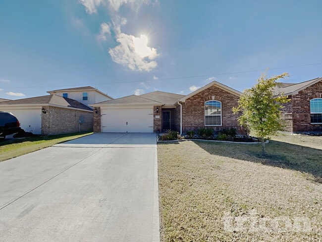 108 Rushmore Ln in Venus, TX - Building Photo - Building Photo