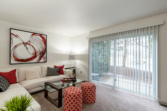 Pheasant Run in Saginaw, MI - Foto de edificio - Interior Photo