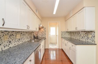 2209 Bauer Dr in Houston, TX - Building Photo - Building Photo