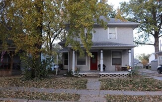 1535 N 32nd St in Lincoln, NE - Building Photo