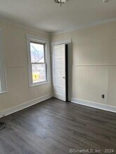 481 Hollister Ave in Bridgeport, CT - Building Photo - Building Photo