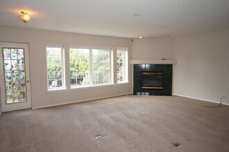 7632 SE 98th Ave in Portland, OR - Building Photo - Building Photo