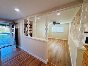 393 Rowland Ave in Camarillo, CA - Building Photo - Building Photo