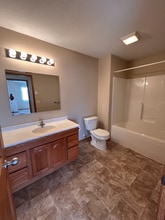 5151 W 6th St, Unit 204 in Goodview, MN - Building Photo - Building Photo