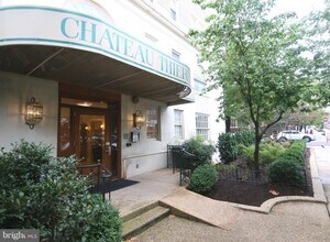 1920 S St NW, Unit 101 in Washington, DC - Building Photo - Building Photo