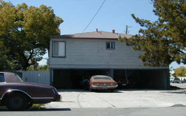 218 Winslow St in Redwood City, CA - Foto de edificio - Building Photo