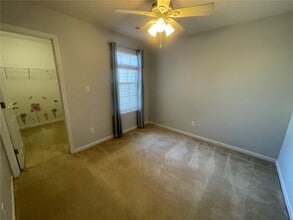 634 Country Heights Dr in O'Fallon, MO - Building Photo - Building Photo