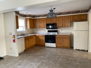 796 S Barre Rd, Unit 9 in Barre, VT - Building Photo - Building Photo