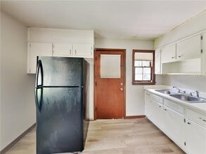 6080 Mulberry St in Austell, GA - Building Photo - Building Photo