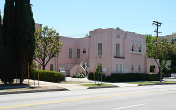 938 S Wilton Pl in Los Angeles, CA - Building Photo - Building Photo