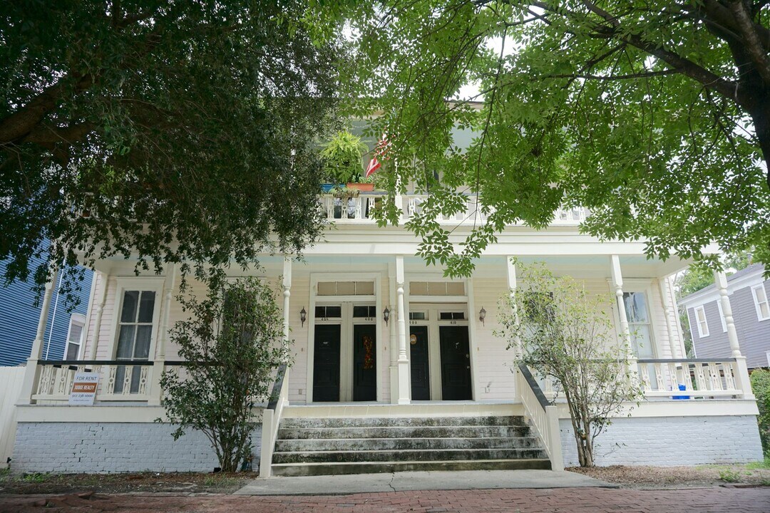 404 E Duffy St in Savannah, GA - Building Photo