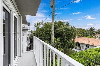 1220 71st St in Miami Beach, FL - Building Photo - Building Photo