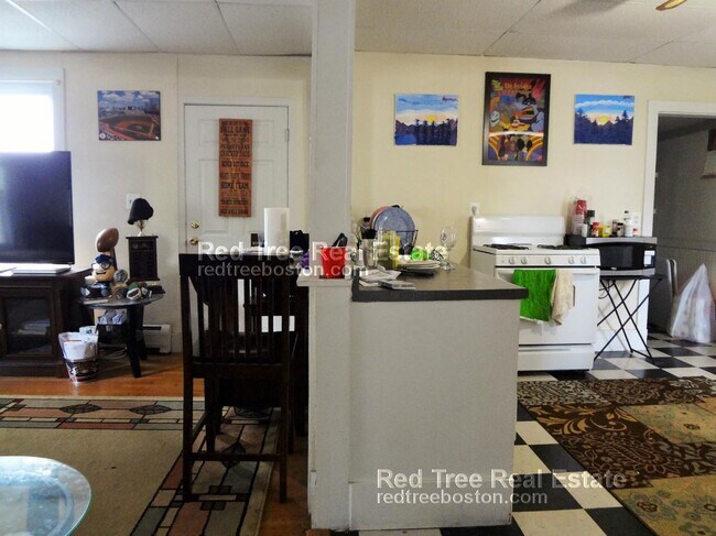 45 Franklin St, Unit 2 in Somerville, MA - Building Photo - Building Photo