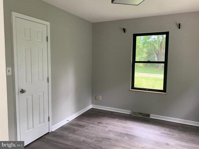 63 Lincoln Dr in Stafford, VA - Building Photo - Building Photo