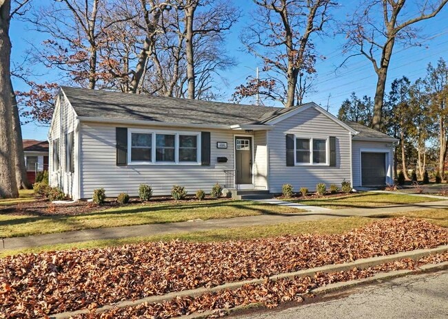 property at 1700 N Linden Ave