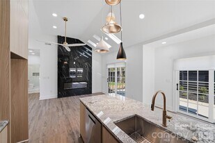 1840 Merriman Ave in Charlotte, NC - Building Photo