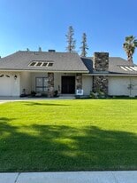 6504 Landfair Dr in Bakersfield, CA - Building Photo