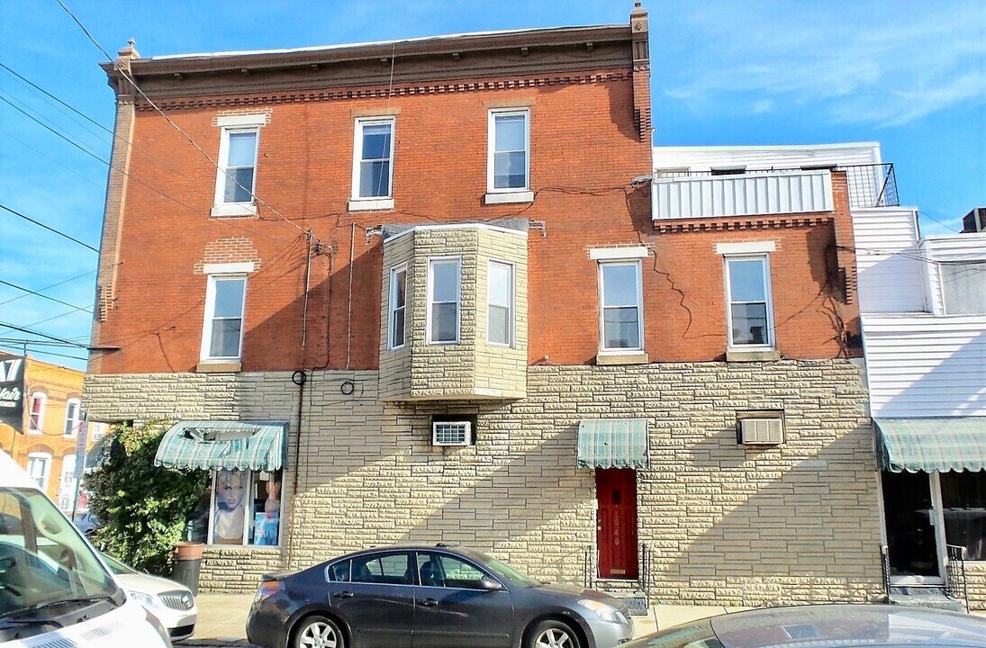 1640 Wolf St in Philadelphia, PA - Building Photo