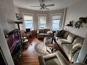 140 Brooks St in Boston, MA - Building Photo - Building Photo