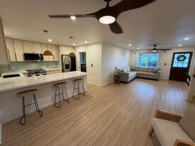 1395 Hiahia St in Wailuku, HI - Building Photo