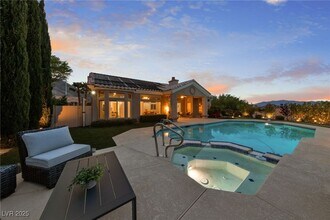 2728 Faiss Dr in Las Vegas, NV - Building Photo - Building Photo