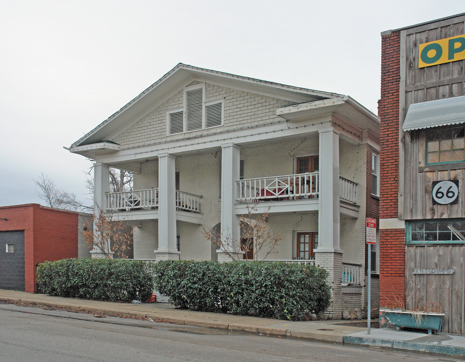 Belleview in Tulsa, OK - Foto de edificio