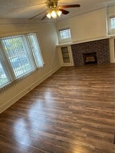 1463 Riverside Dr, Unit #1 in Lakewood, OH - Foto de edificio - Building Photo