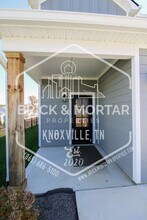 1669 Spring Berry Ln in Knoxville, TN - Building Photo - Building Photo