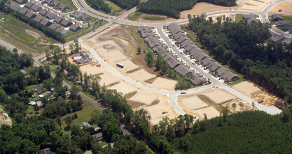 The Burroughs at Chickahominy Falls in Glen Allen, VA - Building Photo - Building Photo