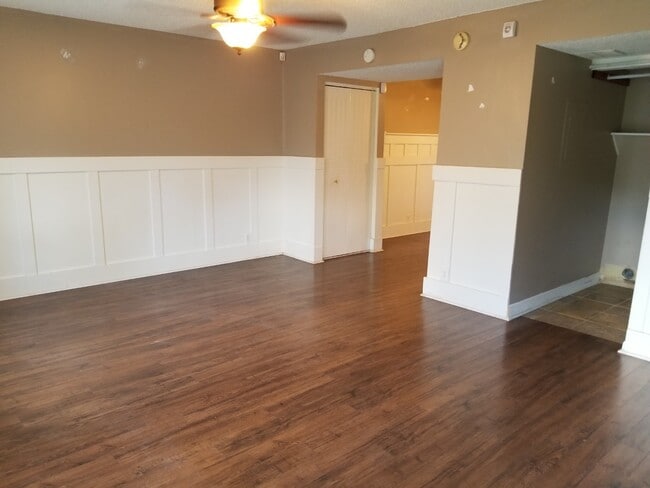 5515 country dr, apt 36