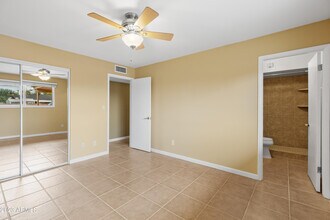 4869 N Granite Reef Rd in Scottsdale, AZ - Building Photo - Building Photo