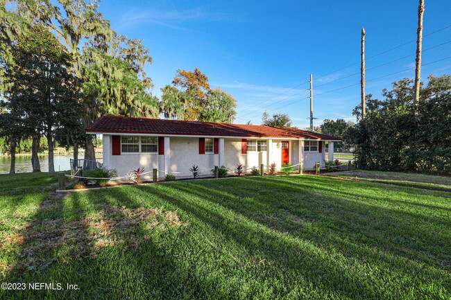 2110 County Rd 220 in Middleburg, FL - Building Photo - Building Photo