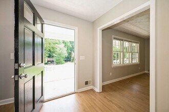 1763 Sherman Ln in Kennesaw, GA - Building Photo - Building Photo