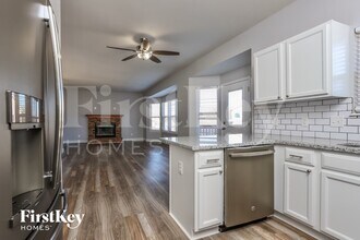 1 Hunters Pass Ct in St. Peters, MO - Foto de edificio - Building Photo