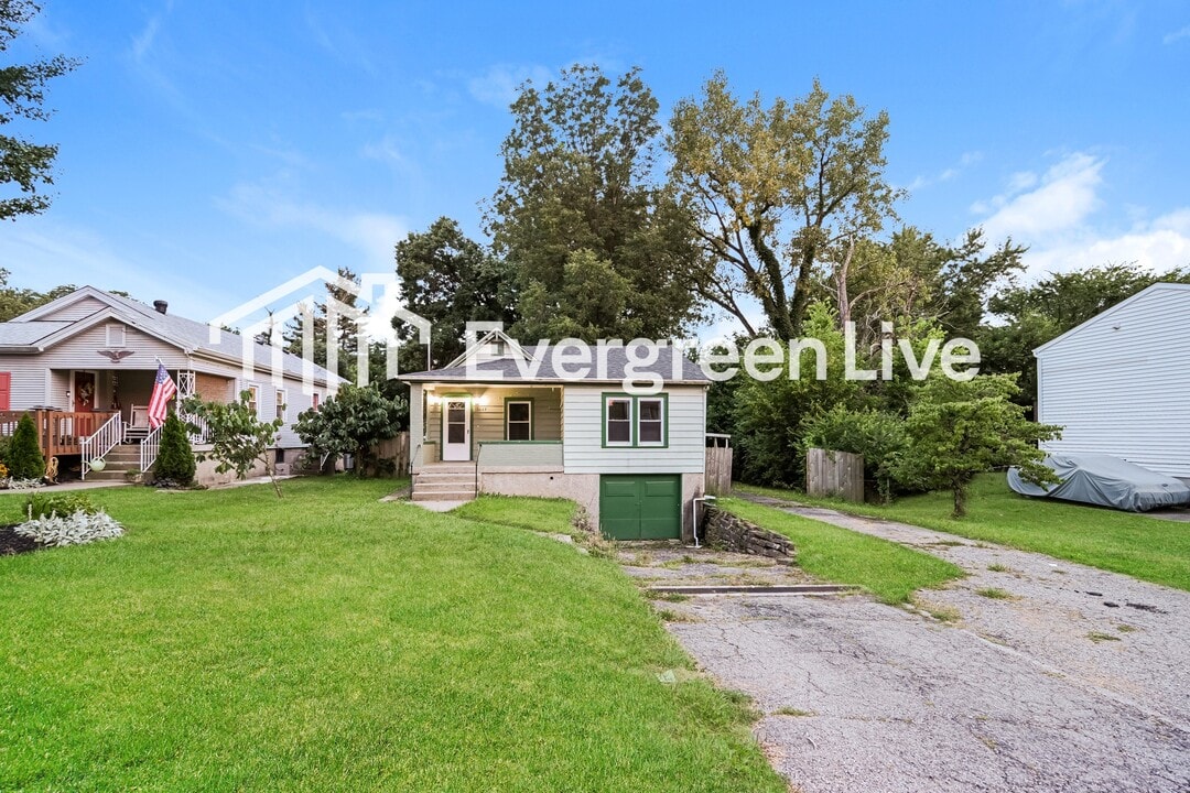 3227 Struble Rd in Cincinnati, OH - Building Photo