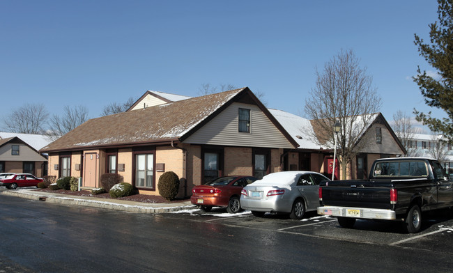 Minnisink Village Senior Apartments in Matawan, NJ - Building Photo - Building Photo