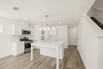 3694 Meadow Vista Ln. in Tallahassee, FL - Building Photo - Building Photo