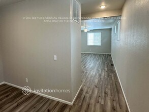 22352 E 38th Pl in Aurora, CO - Foto de edificio - Building Photo