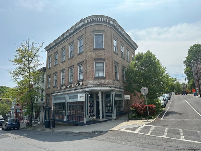 39 Broadway