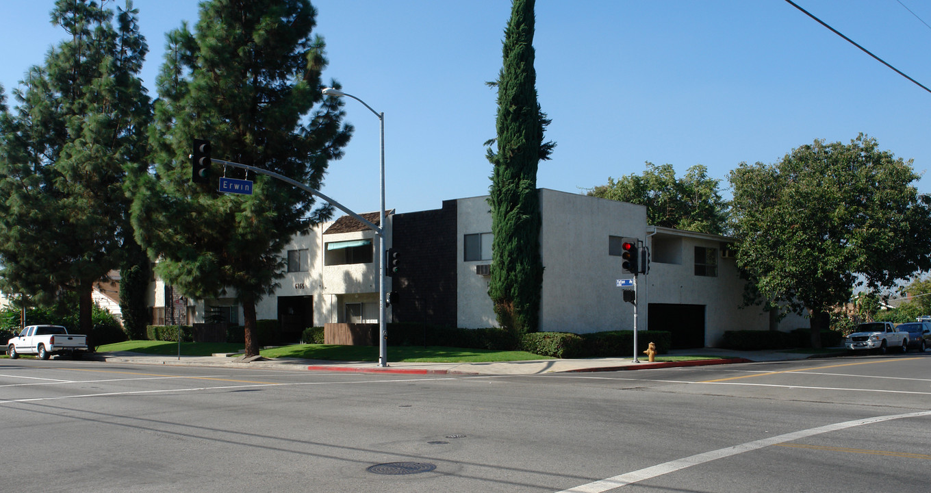 6155 Fulton Ave in Van Nuys, CA - Building Photo