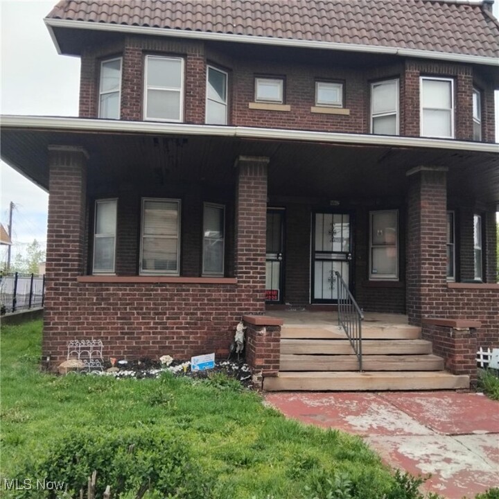 9802-9804 Denison Ave in Cleveland, OH - Building Photo