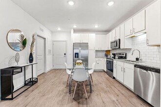 14533 Star Water Rd in Kissimmee, FL - Foto de edificio - Building Photo